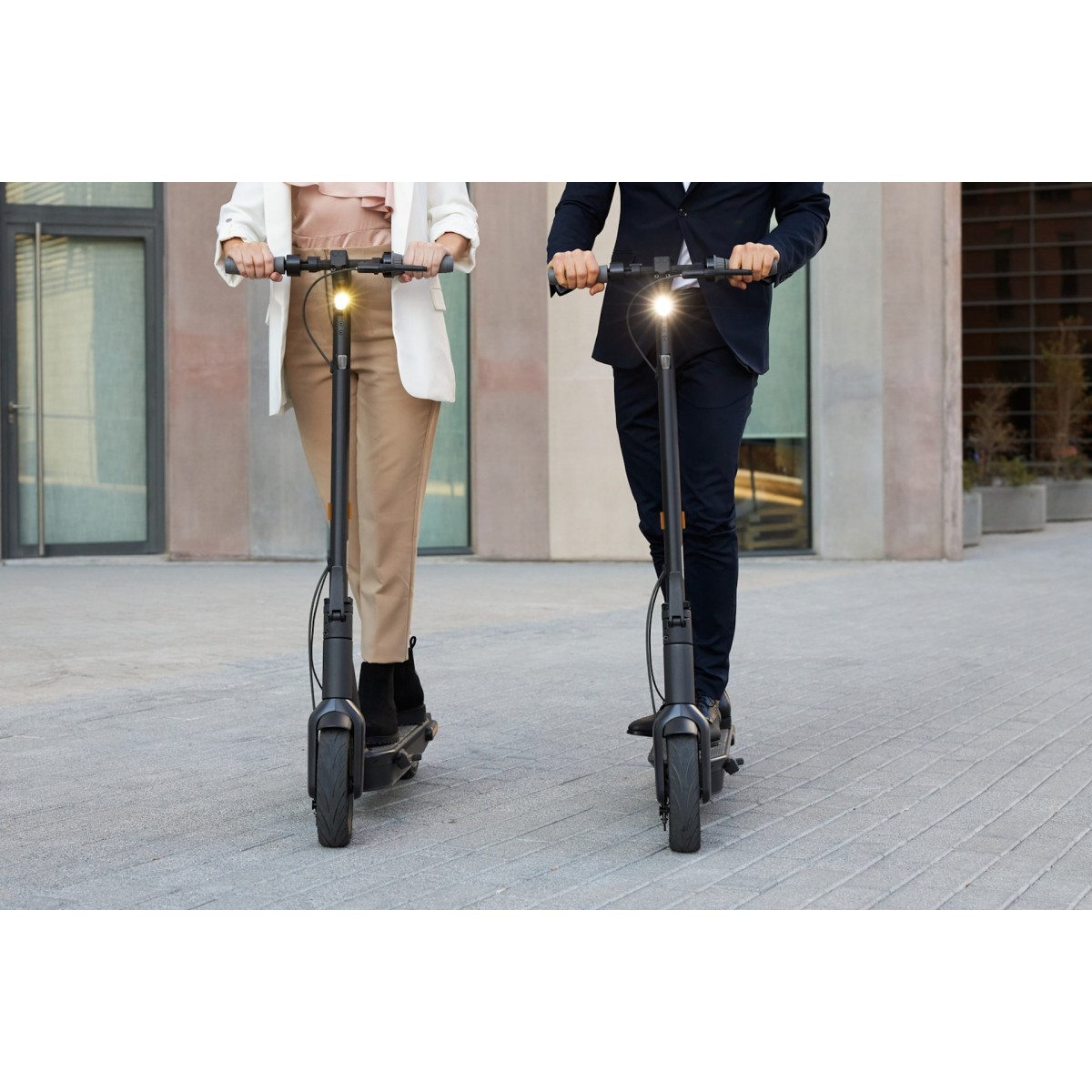 Elektrokoloběžka Ninebot by Segway Kickscooter MAX G30E II